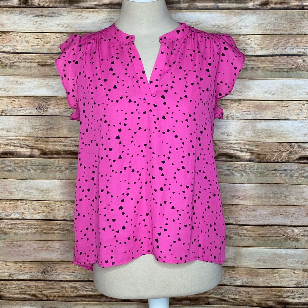Bright Pink Top| Black Heart Details| Medium